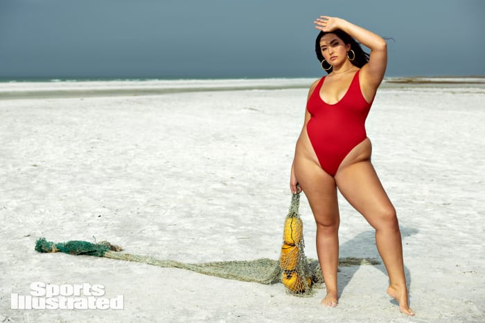 X163483_TK5_00148WMweb